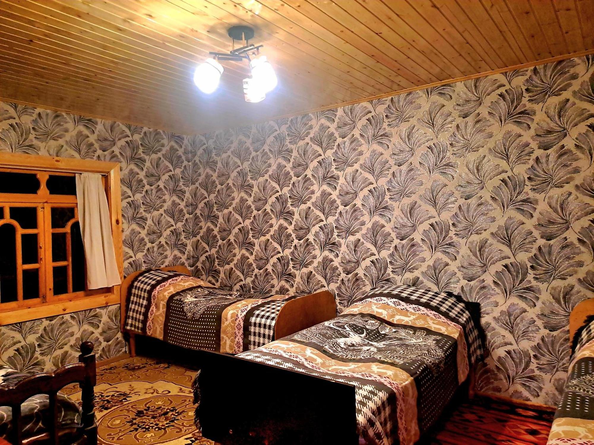 Xinaliq Khinalig Izzet'S Riverside Home Stay Kültér fotó